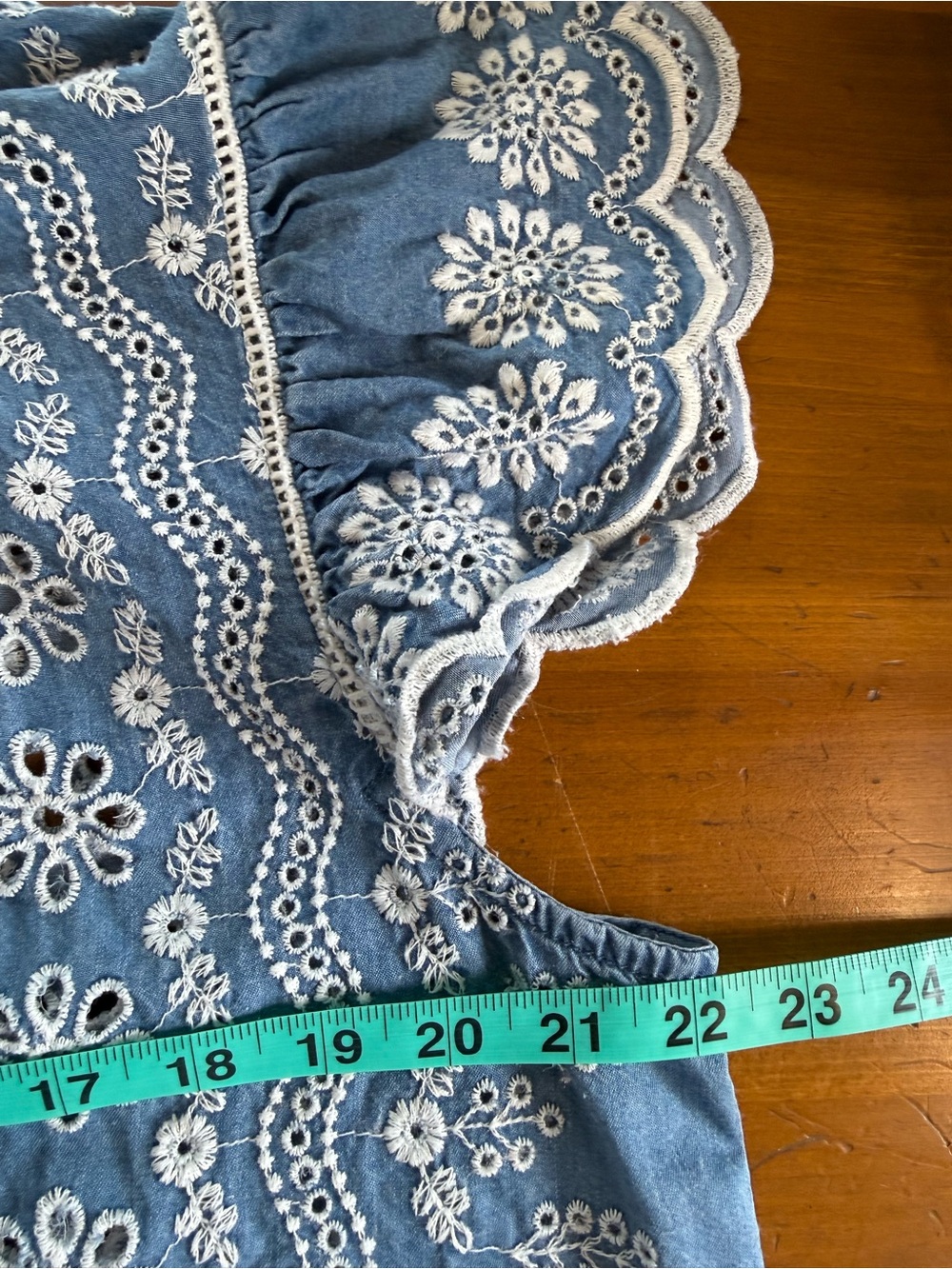 Jennifer & Grace Blue & White Chambray Eyelet Embroidered Puff Sleeve Blouse Lg - Picture 5 of 6